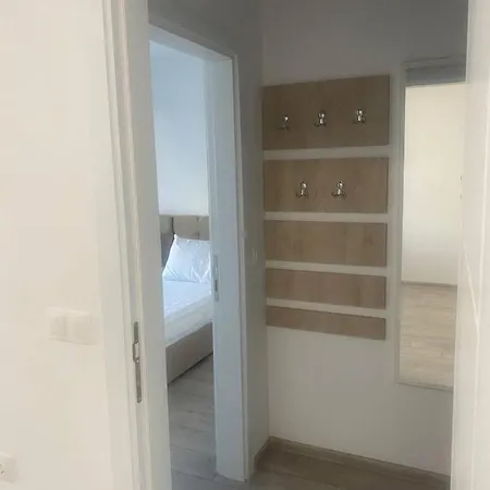 아파트 за гости 